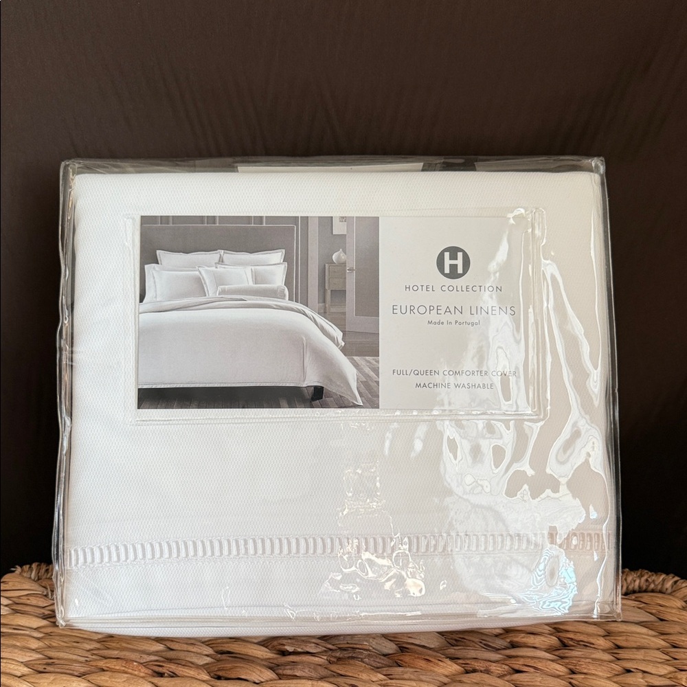 Hotel Collection White Full/Queen Comforter Cover